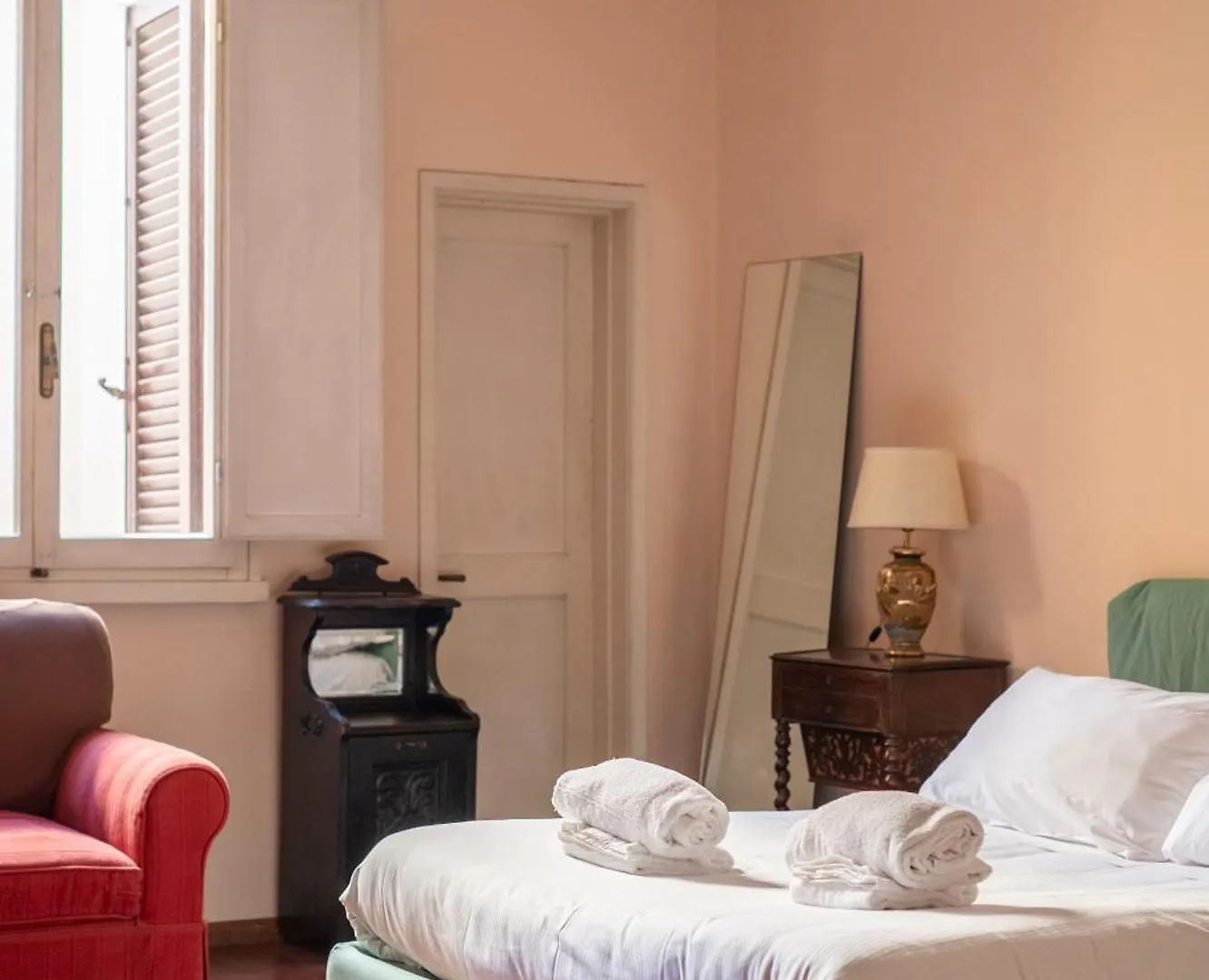 Suite Caravaggio- Camere Con Bagno Privato In Appartamento Condiviso Oltrarno Florence Italy
