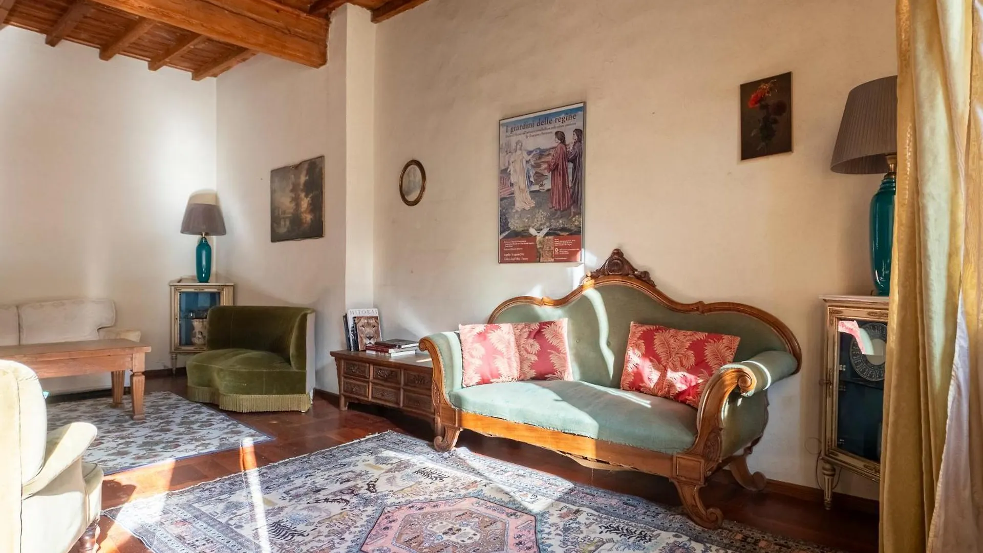 Guest house Suite Caravaggio- Camere Con Bagno Privato In Appartamento Condiviso Oltrarno Florence