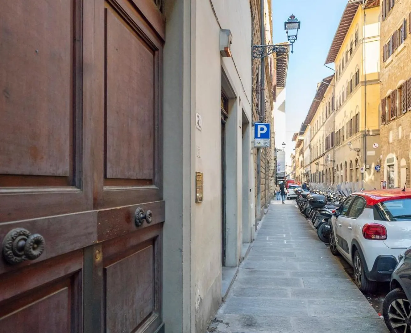 Suite Caravaggio- Camere Con Bagno Privato In Appartamento Condiviso Oltrarno Florence